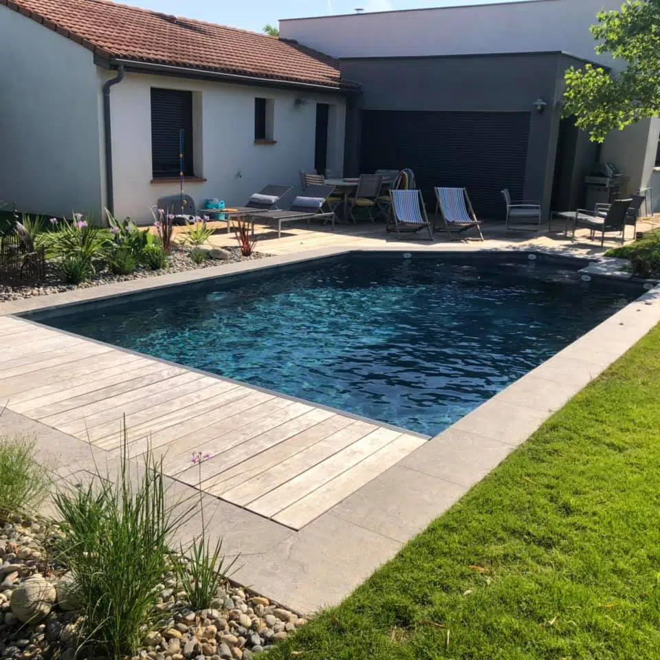 piscine-beton-projete-volet-roulant-immege-hdp-piscine